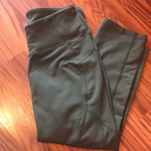 Small old navy workout leggings